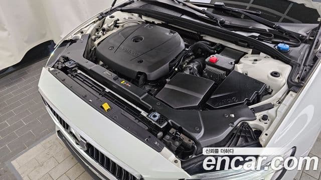 Volvo S60 3세대 T5 Inscription, 2020 6