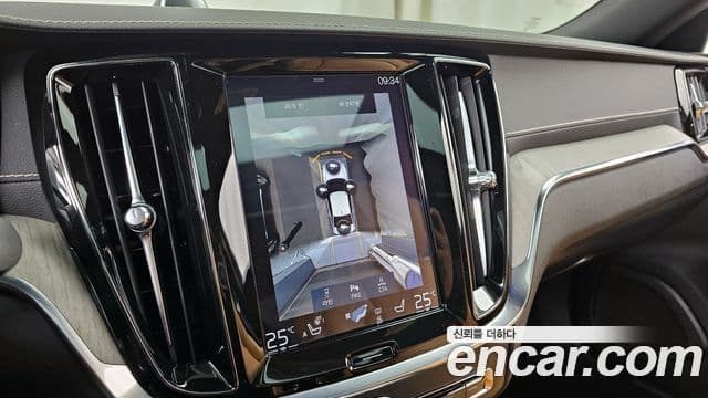 Volvo S60 3세대 T5 Inscription, 2020 15