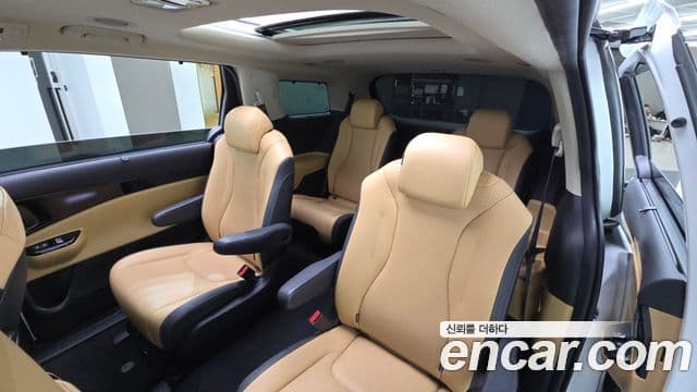 Kia Carnival 4세대 Signature, 2023 12