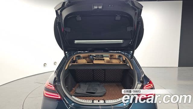 Genesis The / новый New G70 슈팅브레이크, 2024 20