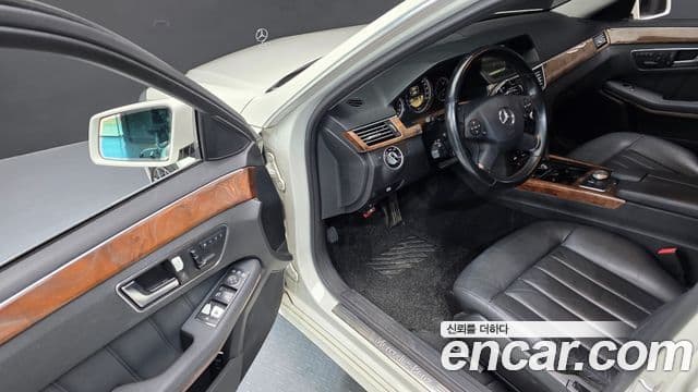 Mercedes-Benz E-класс W212 E300 Elegance, 2012 12
