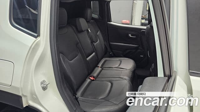 Jeep Renegade 2.4 Limited AWD, 2021 12