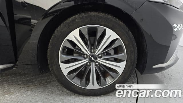 Kia K8 гибрид Signature, 2022 все фото