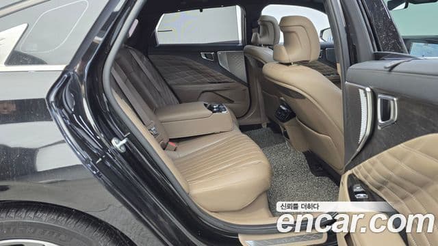 Kia K8 гибрид Signature, 2022 12