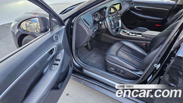 Hyundai Sonata гибрид (DN8) Family, 2021 11