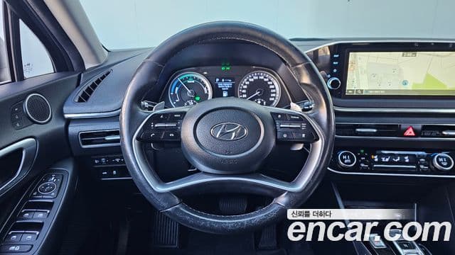 Hyundai Sonata гибрид (DN8) Family, 2021 13