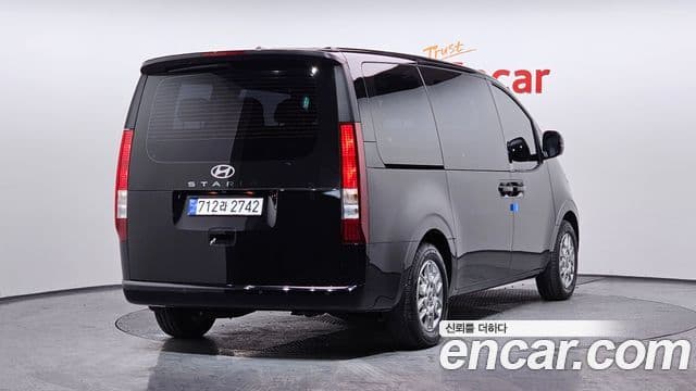 Hyundai Staria Modern, 2025 2