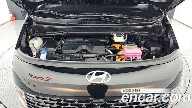 Hyundai Staria Modern, 2025 6