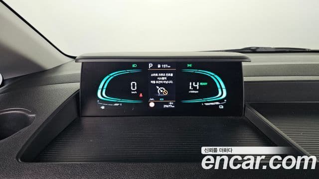 Hyundai Staria Modern, 2025 8