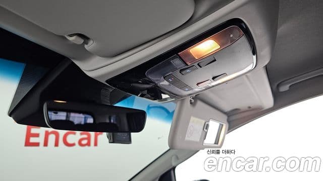 Hyundai Staria Modern, 2025 19