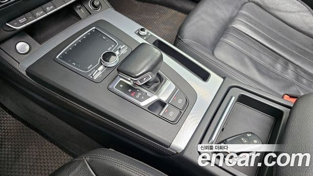 Audi Q5 (FY), 2020 9