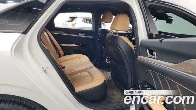 Kia K5 3세대 Signature, 2020 12