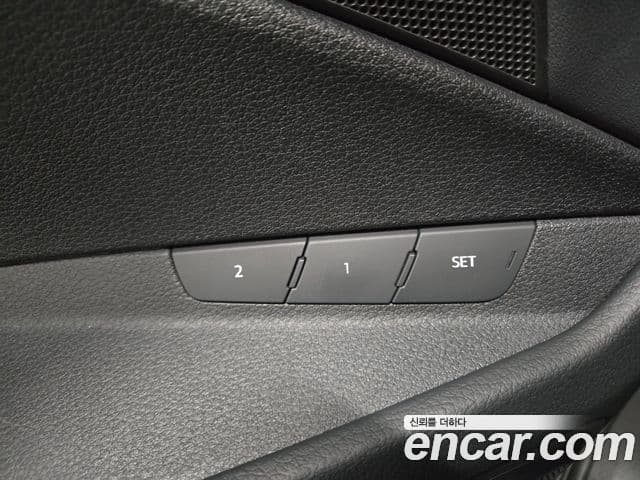 Audi Q8 e-Tron (GE), 2024 13