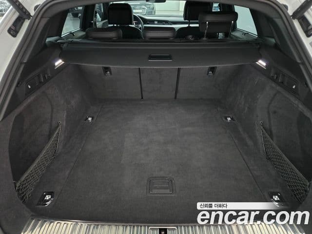 Audi Q8 e-Tron (GE), 2024 16