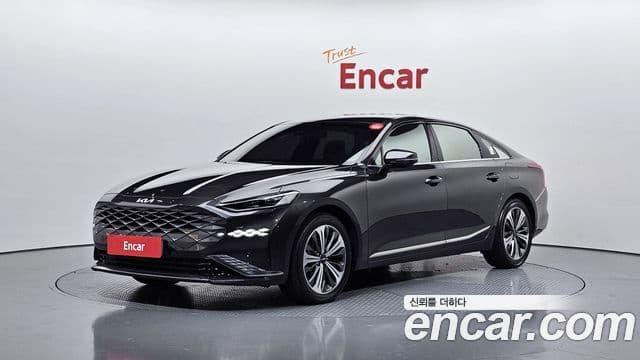 Kia K8 гибрид Signature, 2022 1