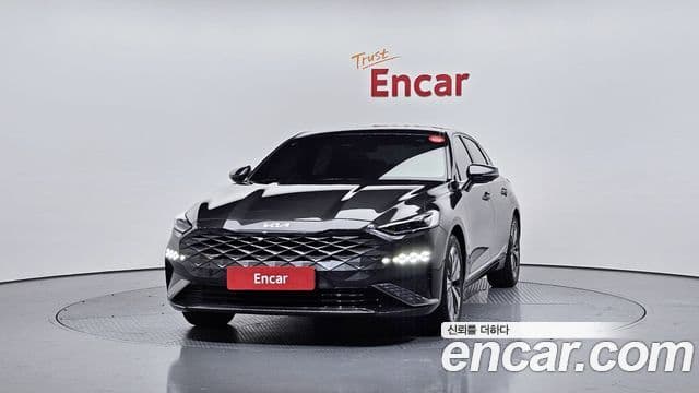 Kia K8 гибрид Signature, 2022 3