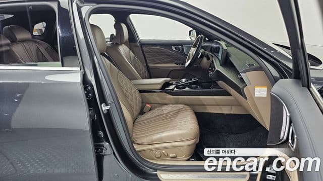 Kia K8 гибрид Signature, 2022 10