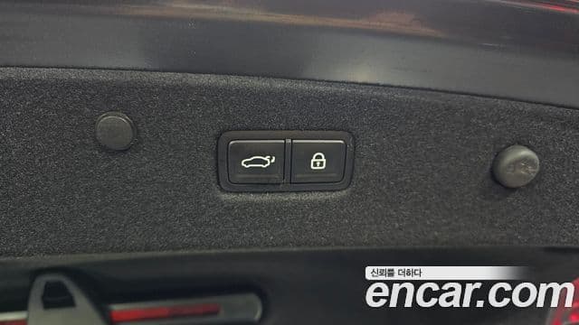 Kia K8 гибрид Signature, 2022 20