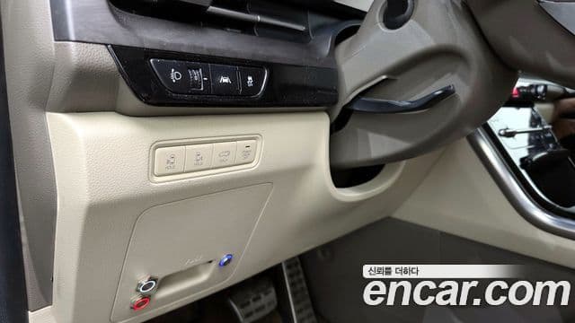 Kia Carnival 4세대 9인승 High Limousine(компания по спецнадстройкам), 2022 14