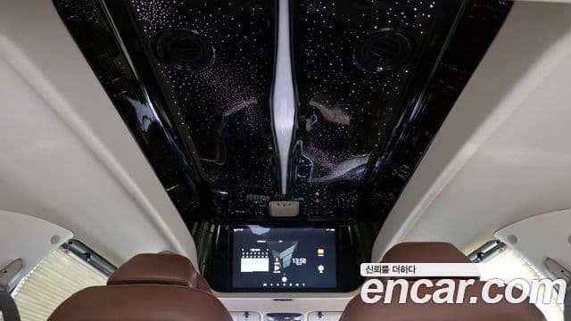 Kia Carnival 4세대 9인승 High Limousine(компания по спецнадстройкам), 2022 20