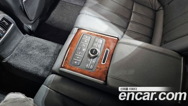 Hyundai Equus(новый кузов / новое поколение) Prestige, 2012 18