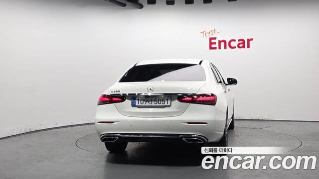 Mercedes-Benz E-класс W213 Avantgarde, 2021 4