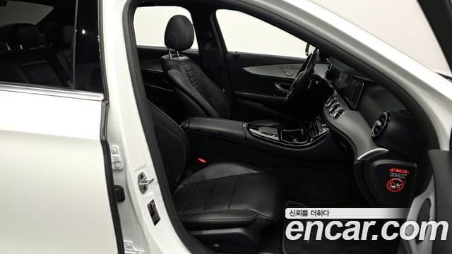 Mercedes-Benz E-класс W213 Avantgarde, 2021 11