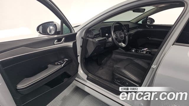 Kia The / новый New K5 3세대 Prestige, 2025 10