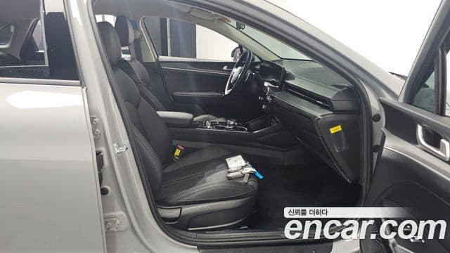 Kia The / новый New K5 3세대 Prestige, 2025 11