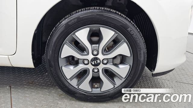 Kia The / новый New Morning Luxury, 2016 все фото