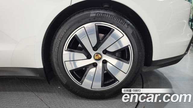 Porsche 타이칸 базовый, 2023 все фото