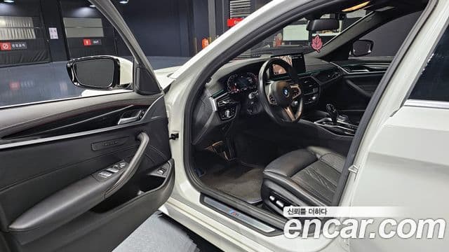 BMW 5시리즈 (G30) 523d M Sport, 2021 11