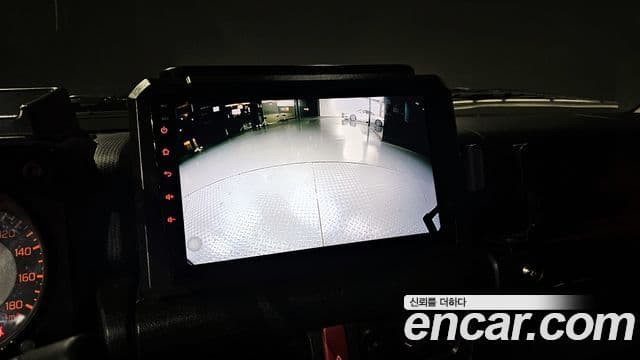 스즈키 짐니, 2021 13