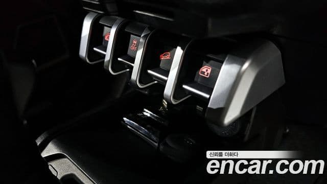 스즈키 짐니, 2021 18