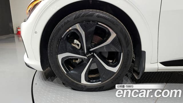 Kia EV6 GT Line, 2023 все фото