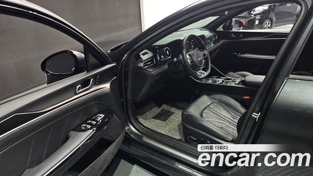 Kia K5 3세대 Signature, 2023 11