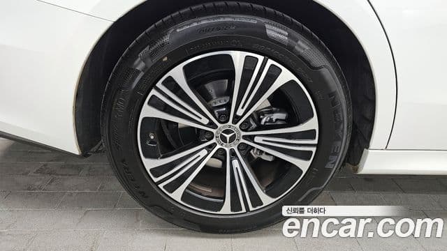 Mercedes-Benz E-класс W214 Avantgarde, 2024 все фото