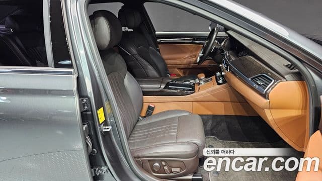 Genesis G90 Premium Luxury, 2019 10