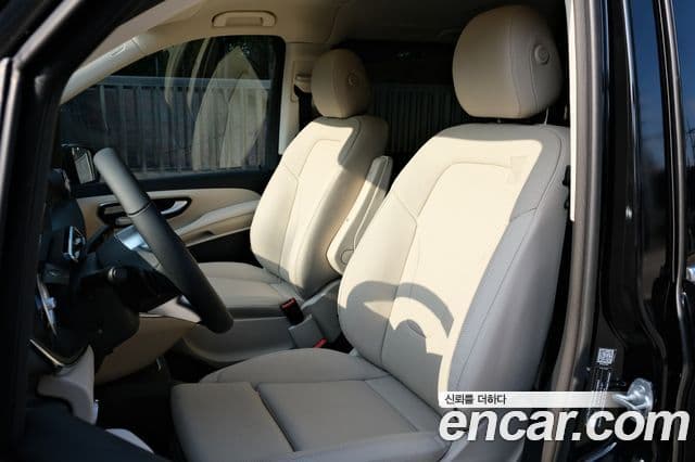 Mercedes-Benz V-класс W447, 2025 9