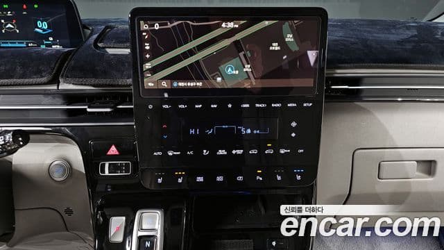 Hyundai Staria Inspiration, 2025 15