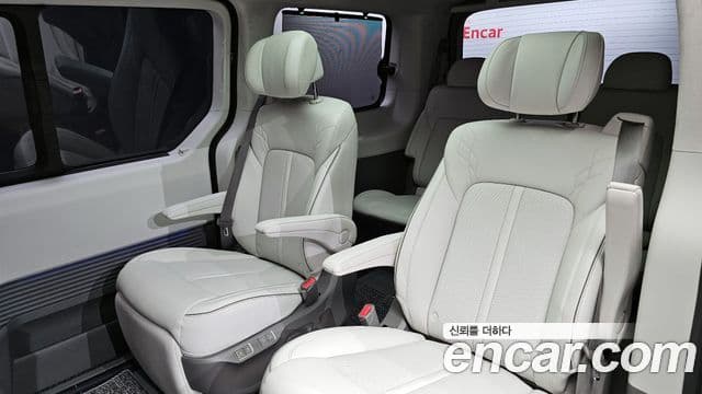 Hyundai Staria Inspiration, 2025 17