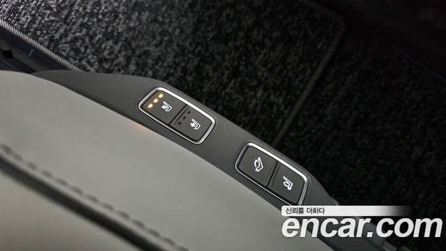 Hyundai Staria Inspiration, 2025 18