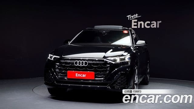 Audi Q8 (4M) Premium, 2025 3
