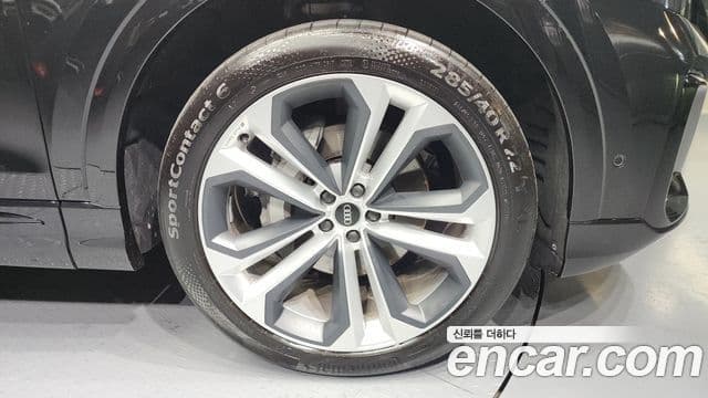 Audi Q8 (4M) Premium, 2025 все фото