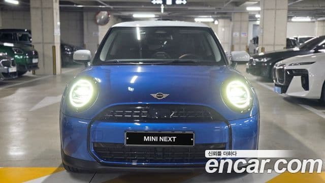 Mini Cooper C 4세대 Classic, 2025 3