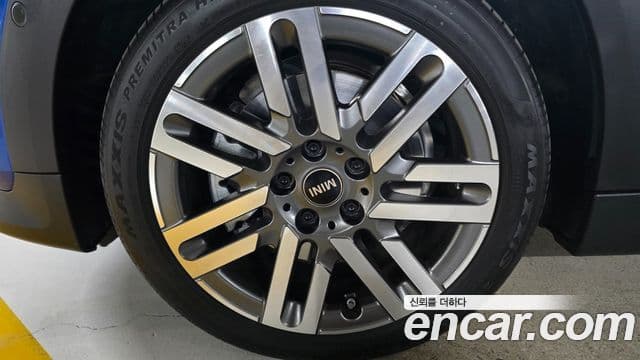 Mini Cooper C 4세대 Classic, 2025 все фото