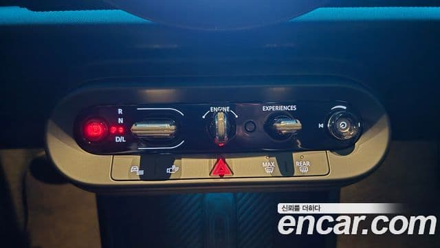 Mini Cooper C 4세대 Classic, 2025 9