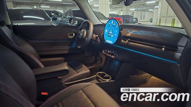 Mini Cooper C 4세대 Classic, 2025 20