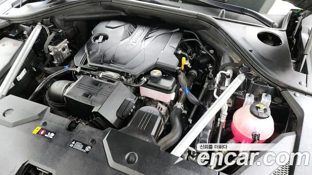 Genesis GV70, 2025 6