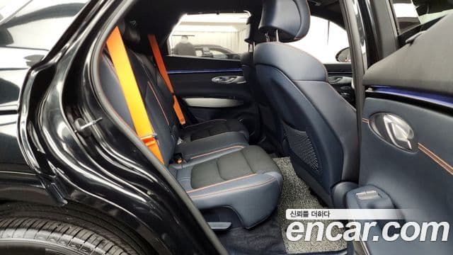 Genesis GV70, 2025 12